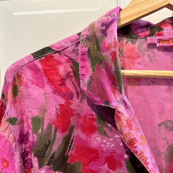 Tianello Floral Aida Blouse EUC - Picture 6 of 6